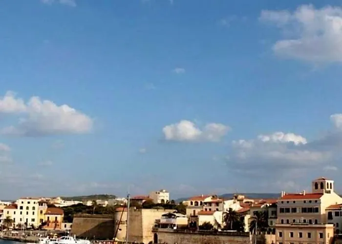 Appartement Inviting Rina Sea 1br