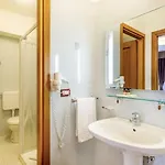 Inviting Rina Sea 1br אלגהרו