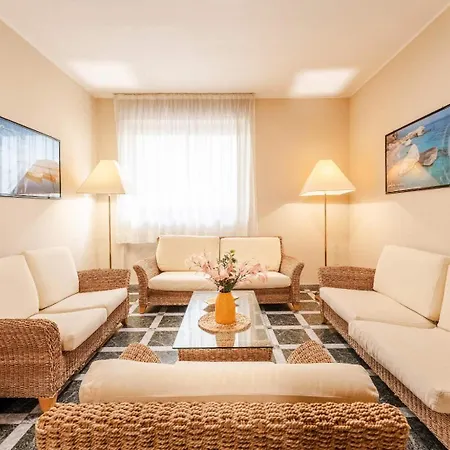 Inviting Rina Sea 1br Alghero